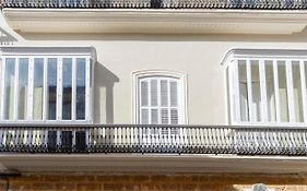 Casa Manuel de Falla by Cadiz4Rentals
